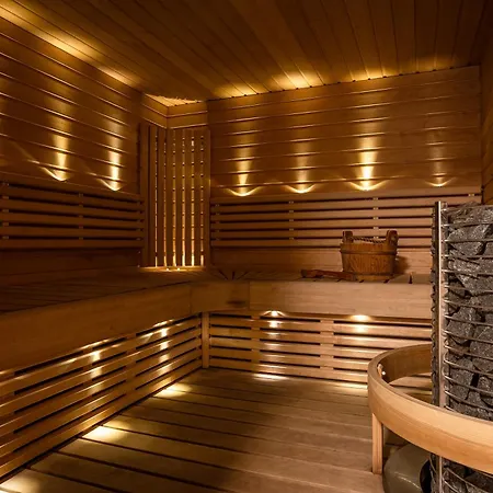 בקתה Puutarhatalo, Terassi Ja Sauna - Finnoo,