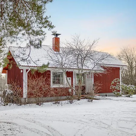 Puutarhatalo, Terassi Ja Sauna - Finnoo, Chalet *